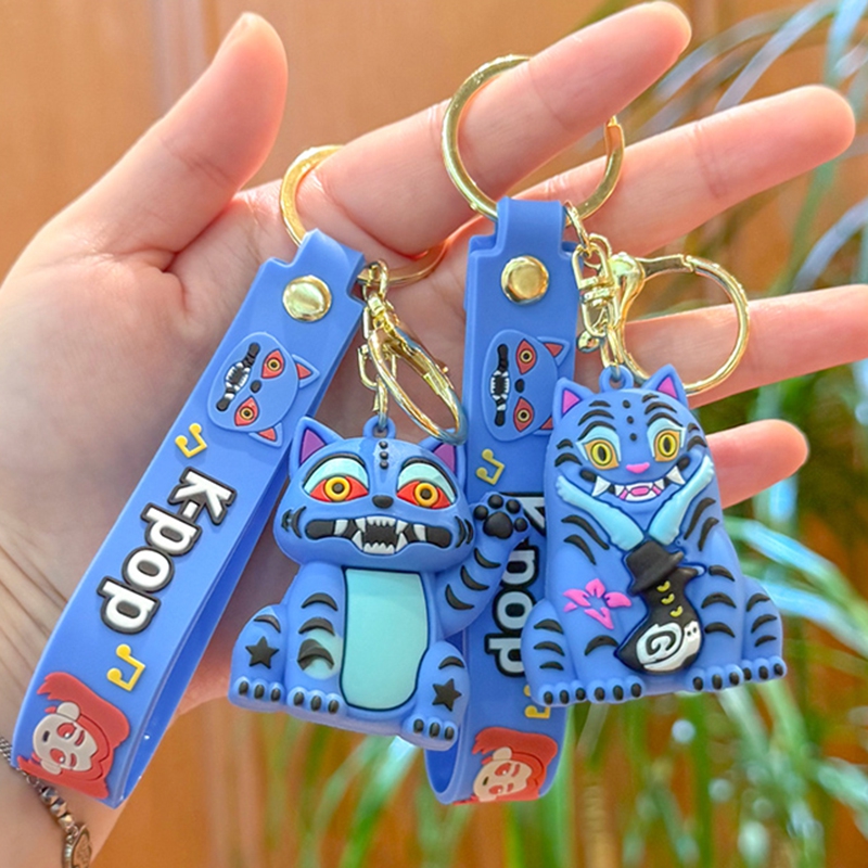 Cartoon Character Pendant Keyc - đánh giá và giá Car Accessories Xmas